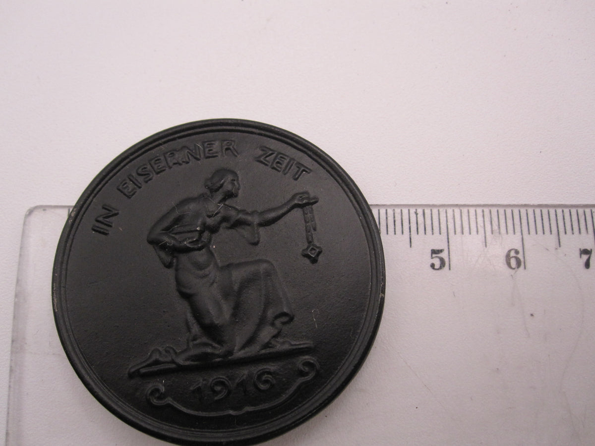 Medaille in Eiserner Zeit Gold gab ich zur Wehr Eisen nahm ich zur Ehr in Besterhaltung