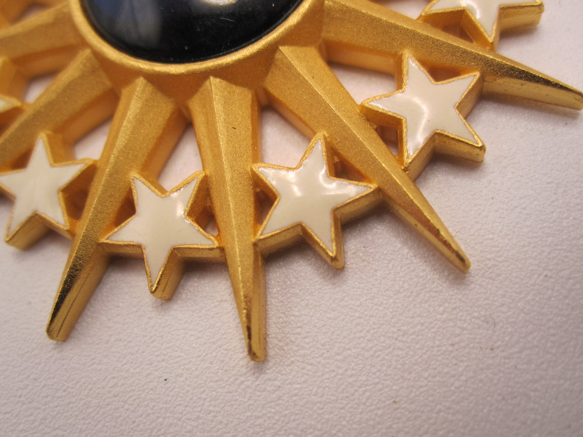 H.W.  - -  Air Force Medaille Distinguished Service Medal