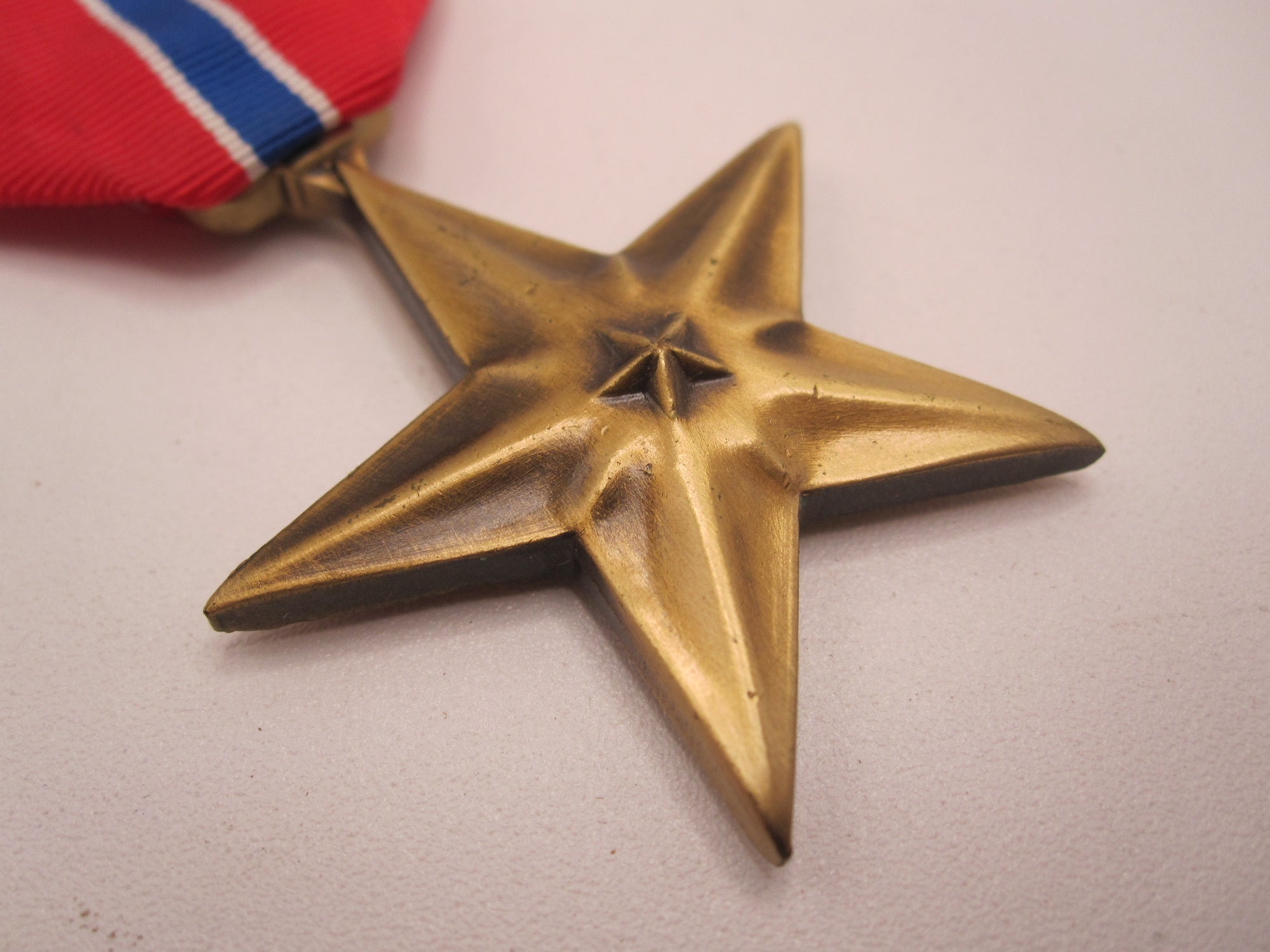 H.W.  -   -    USA  Bronze Star Orden