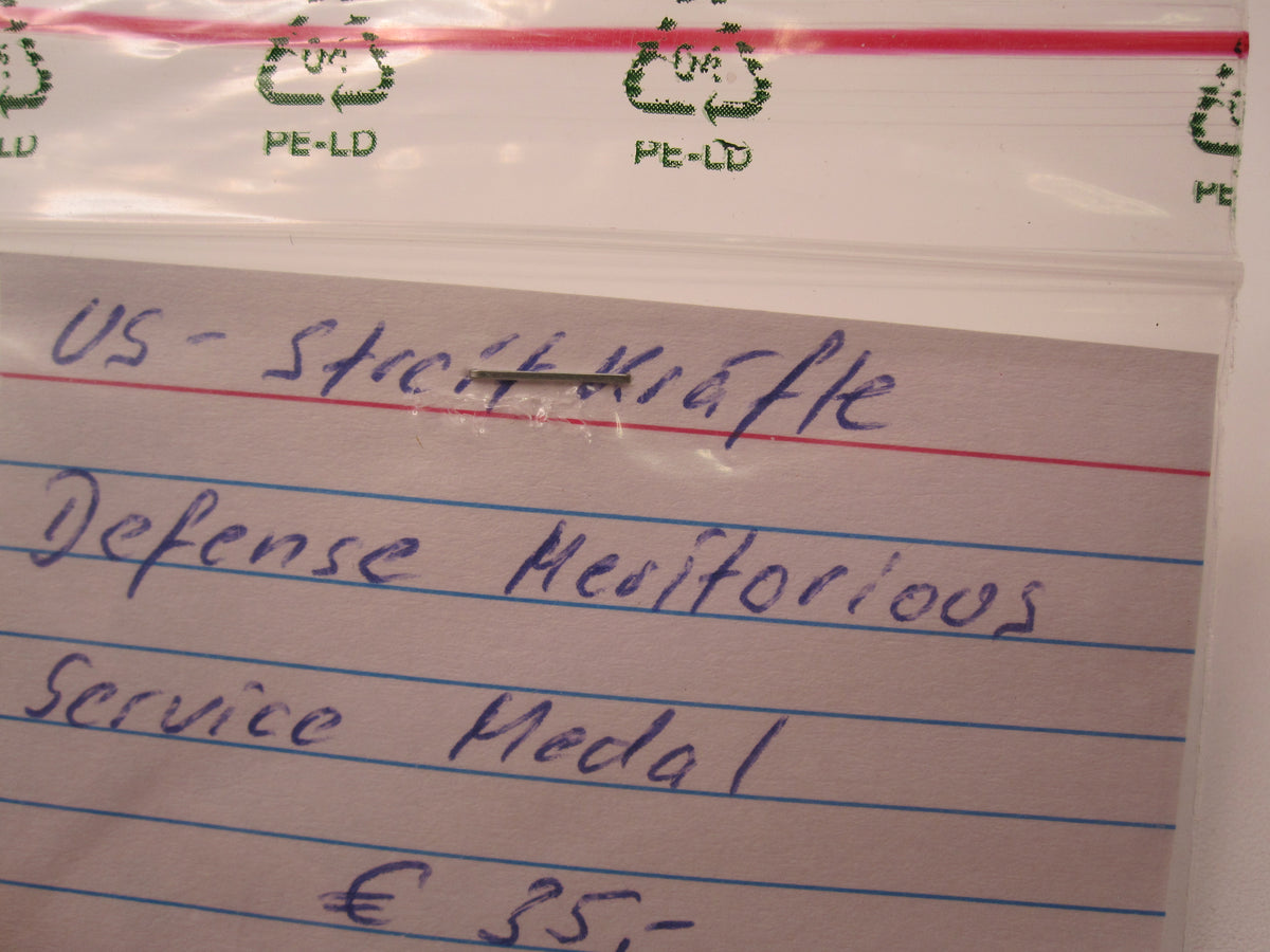 H.W.  -   -     USA  Defense Meritorious Service Medal