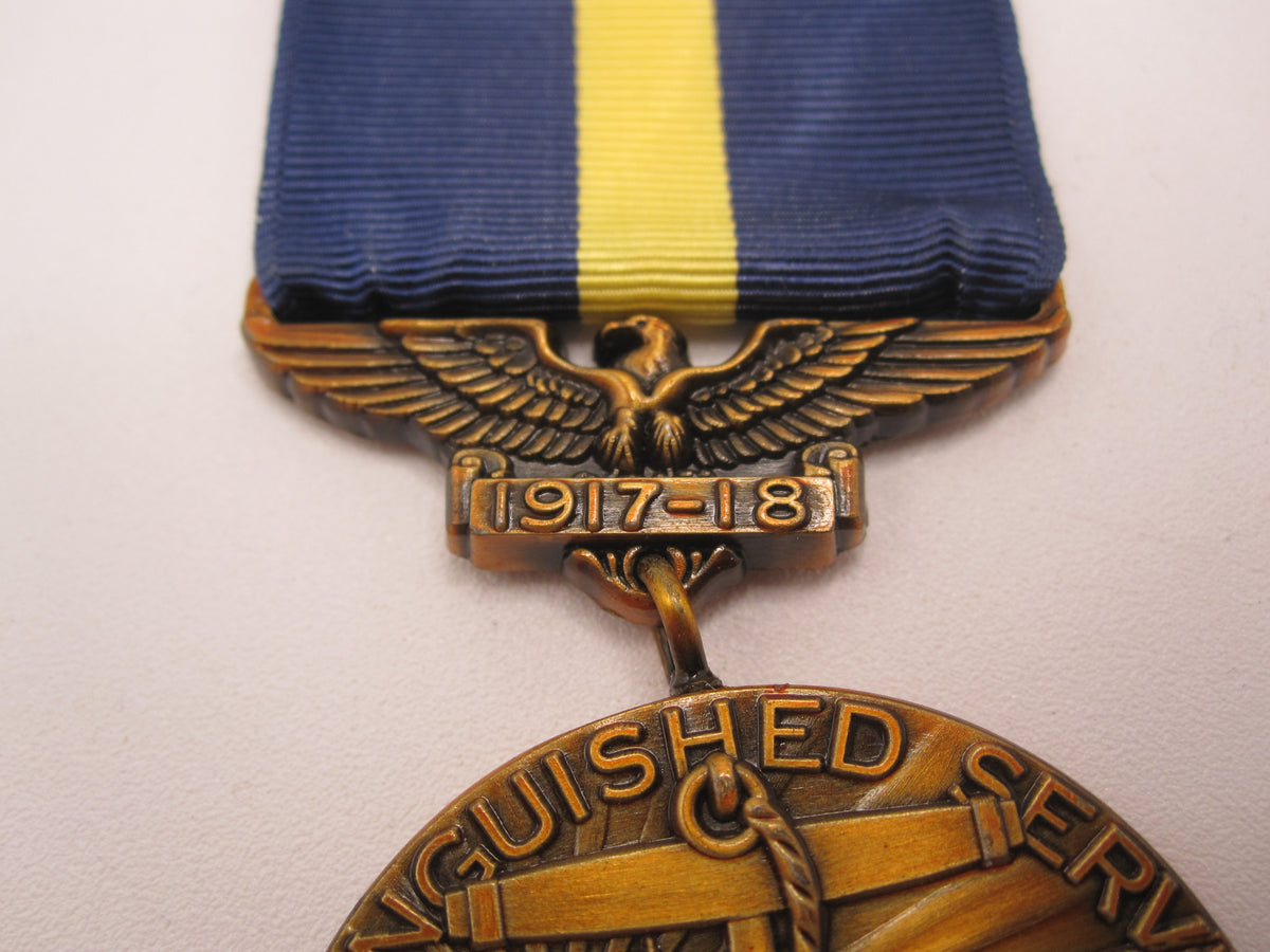 H.W.  - -   USA  Distinguished Service Medal