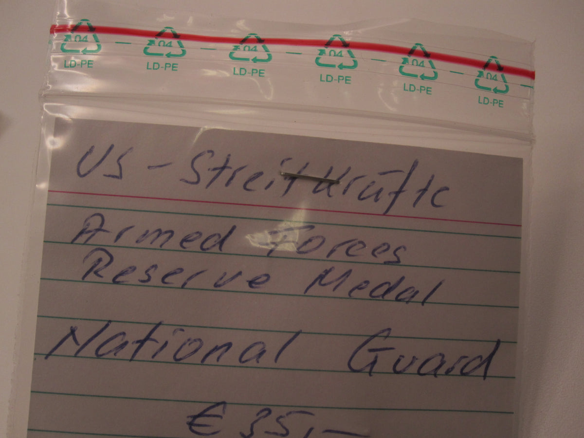 H.W.  - -   USA  Armed Forces Reserve Medal / NATIONAL GUARD