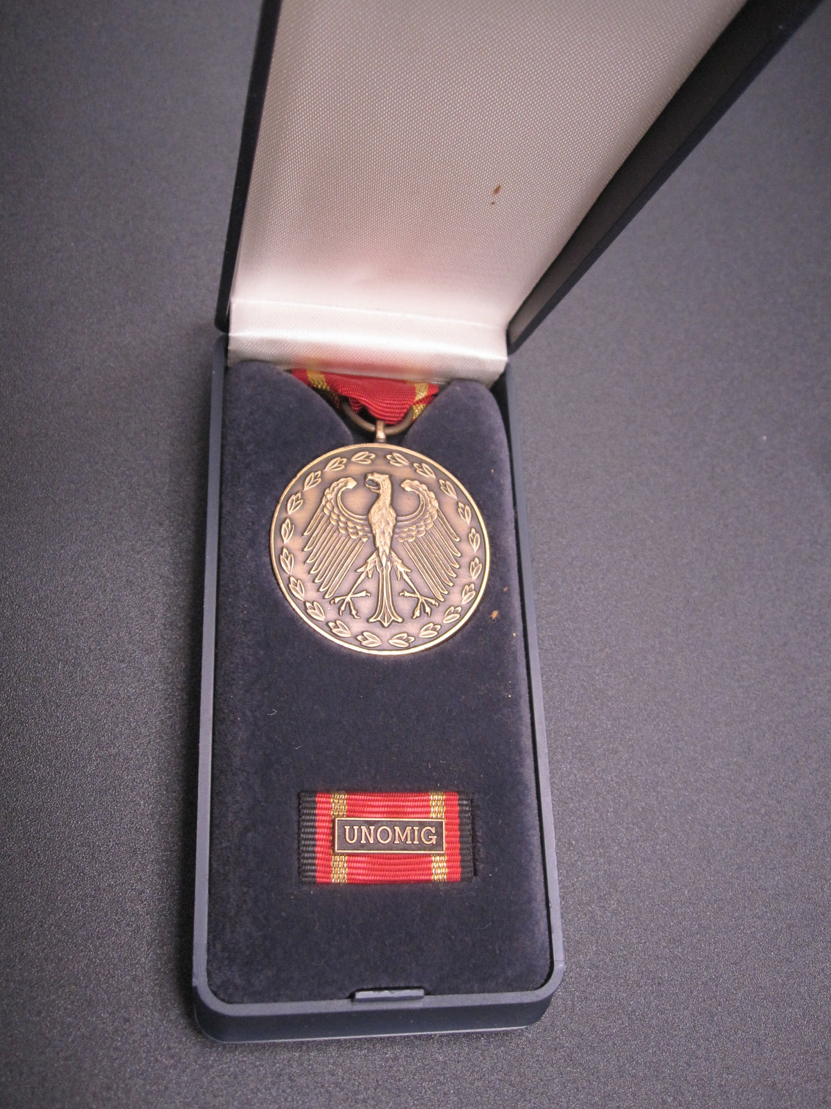 H.W.  - -   Einsatzmedaille der Bundeswehr UNOMIG  in Bronze für Georgien &amp; Abchasien