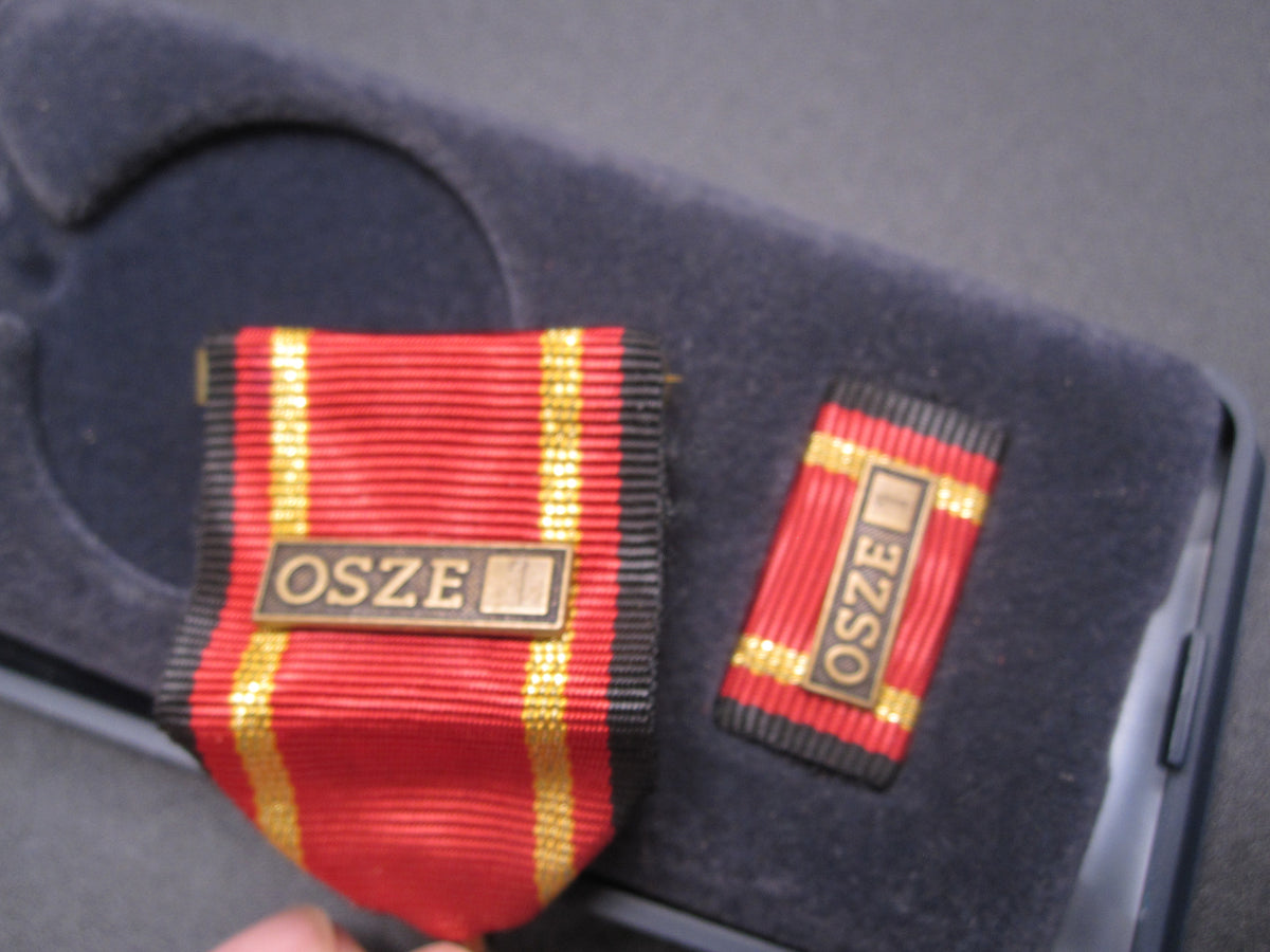H.W.  - -   Einsatzmedaille der Bundeswehr OSZE 1 in Bronze für EINEN Einsatz