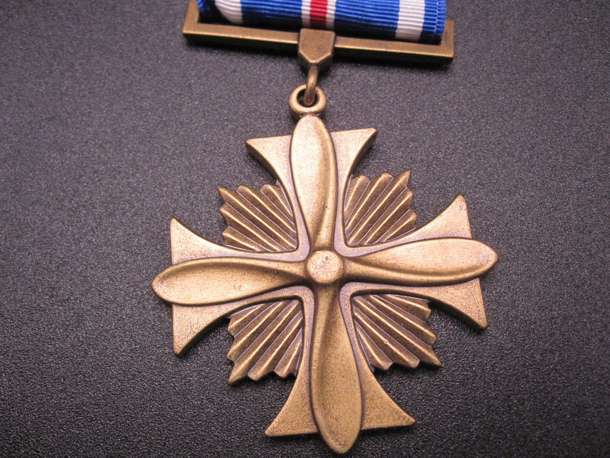 H.W.  - -  USA US Distinguished Flying Cross