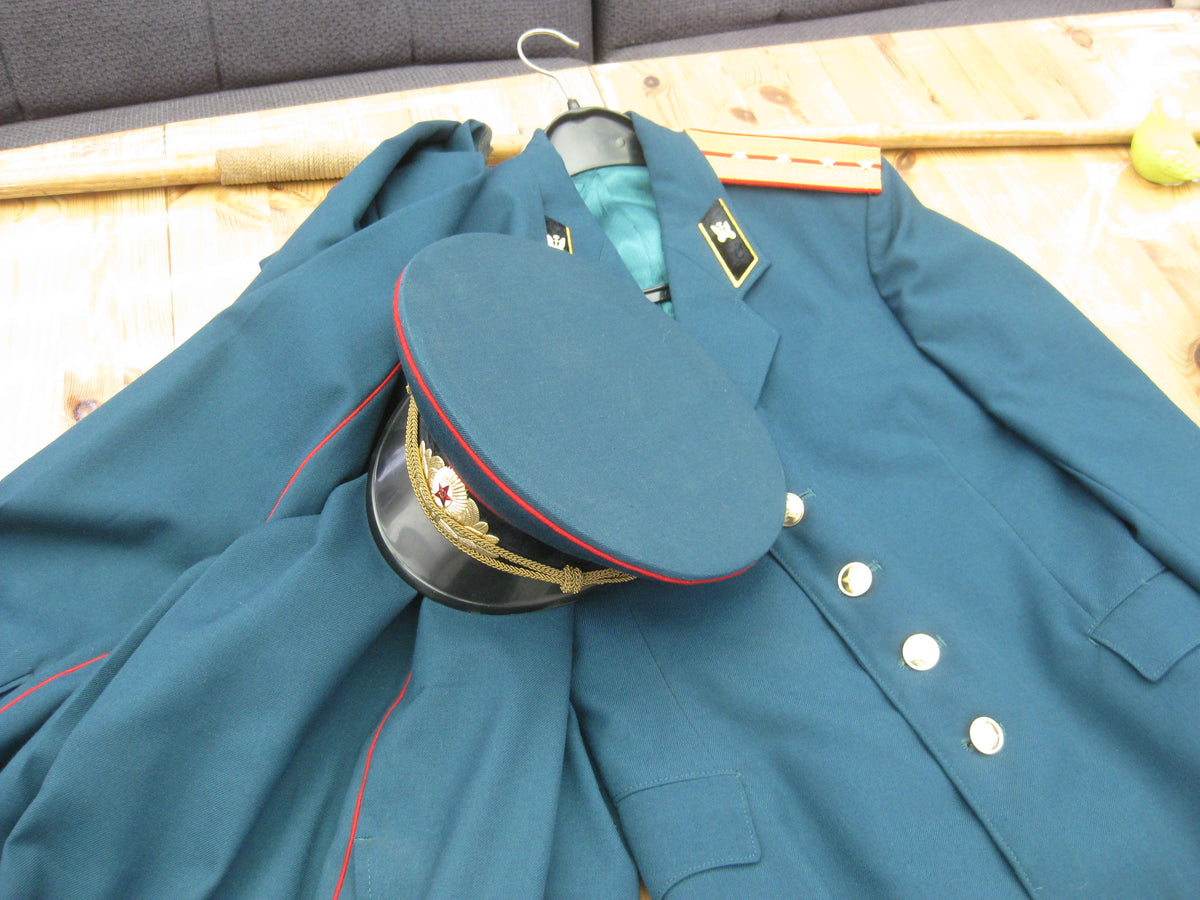 Uniform  UDSSR Russland Kraftfahrtruppe / Versorgungstruppe ??