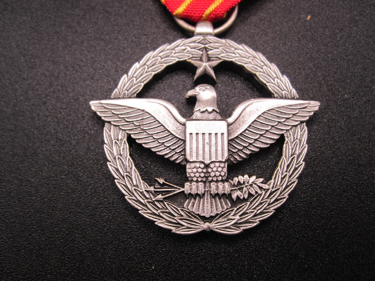 H.W.  - -    Combat Action Medal  der Air Force