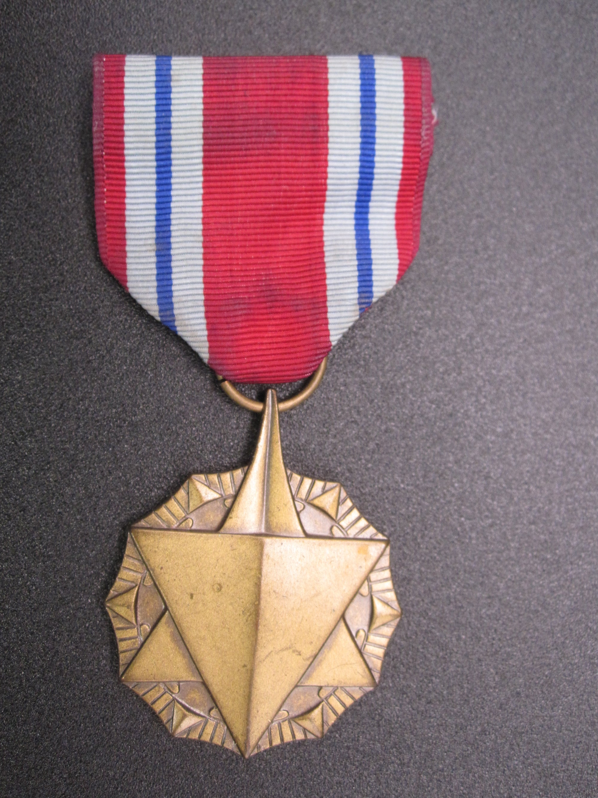 H.W.  - -    Combat Readiness Medal  der Air Force