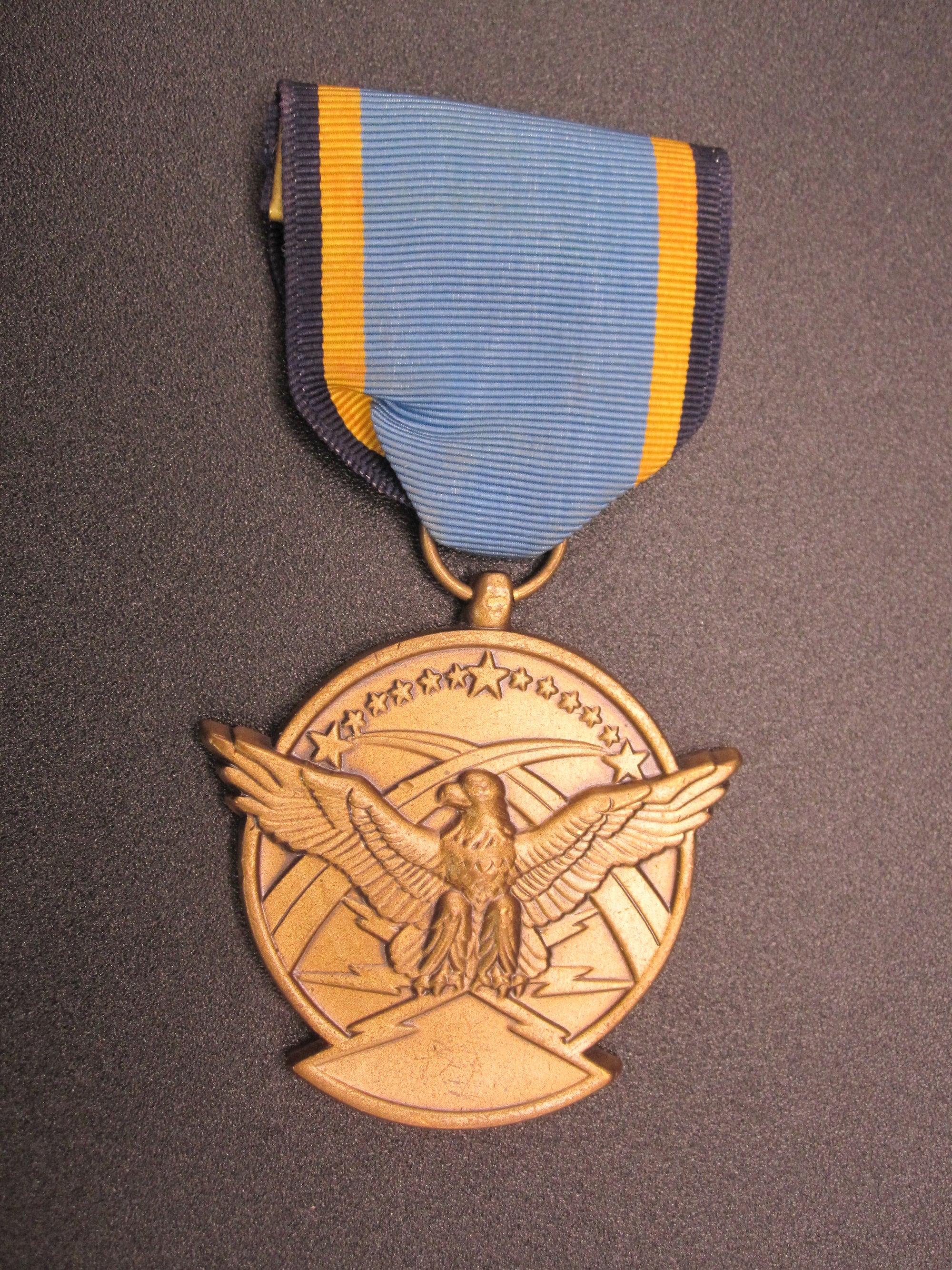 H.W.  - -    Aerial Achievment Medal  der Air Force