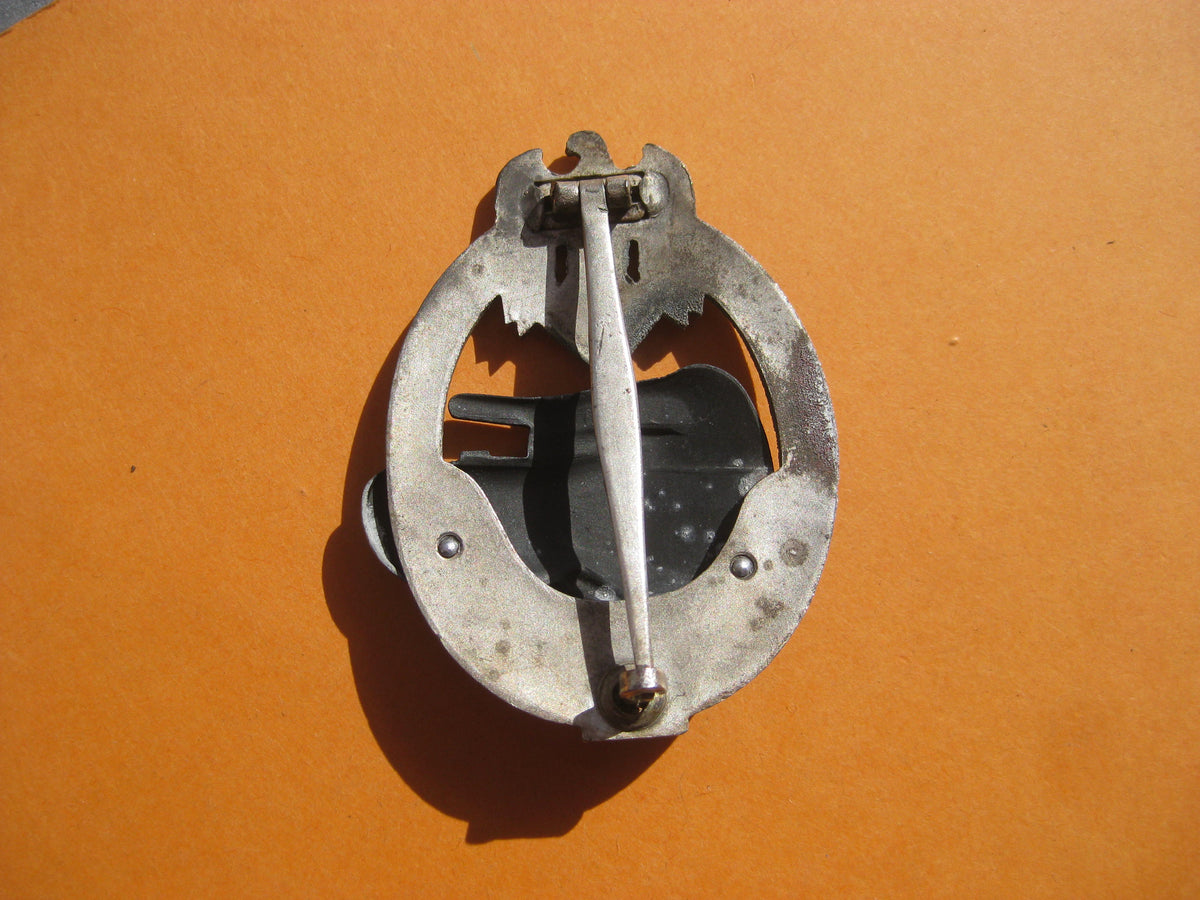 Panzerkampfabzeichen in Silber mit EINSATZZAHL &quot;25&quot;