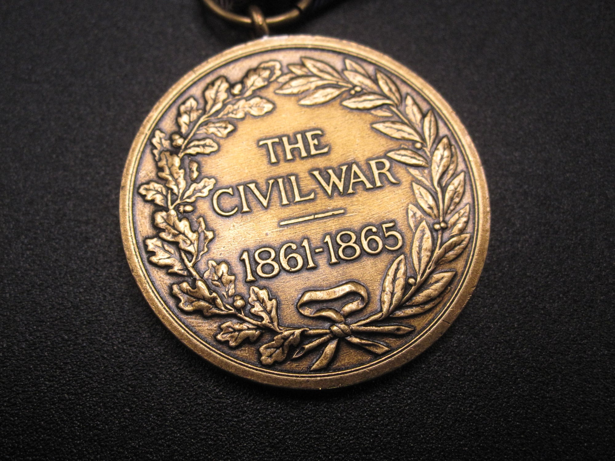 H.W.  - -    Civil War Medal 1861 - 1865