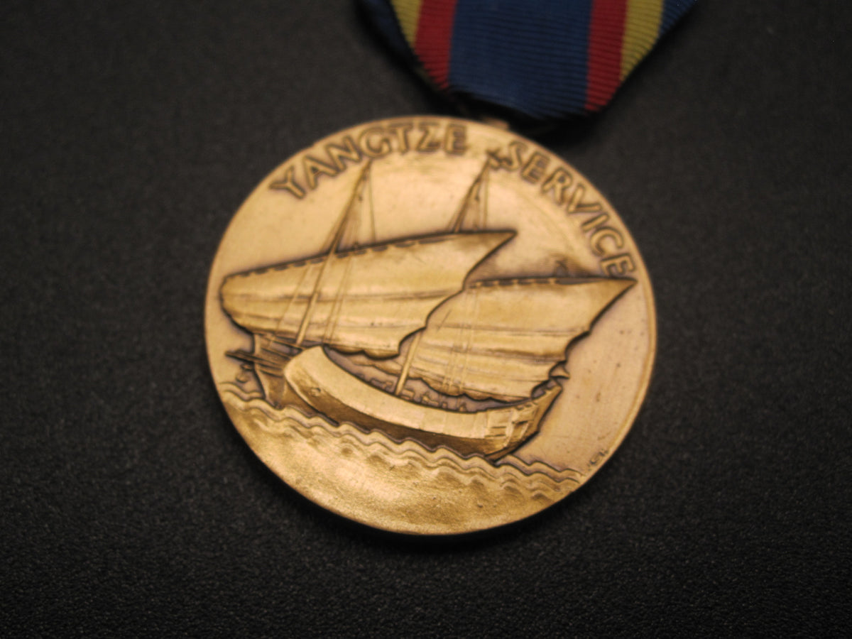 H.W.  - -    Yangtse CHINA Service Medal 1926-1932