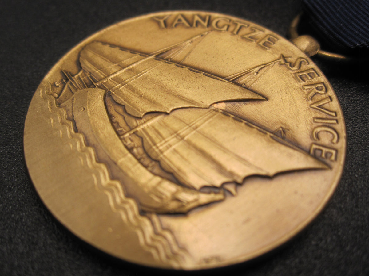 H.W.  - -    Yangtse CHINA Service Medal 1926-1932