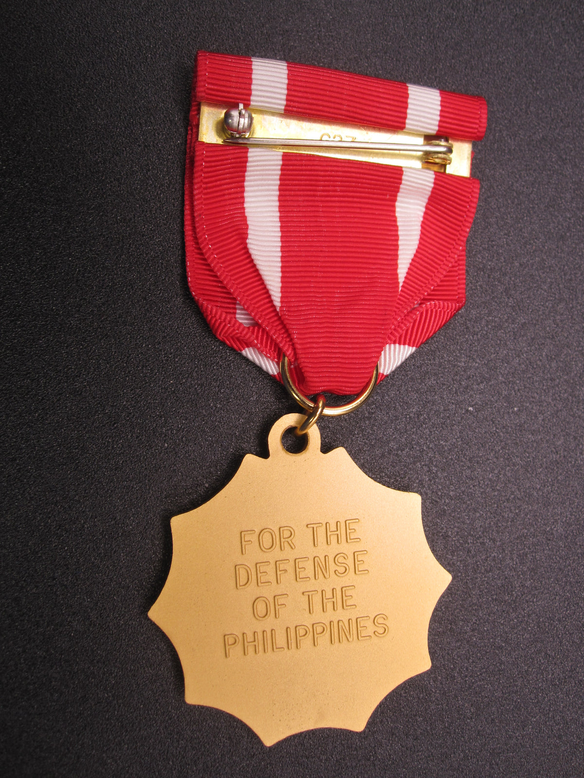 H.W.  - -    Philippine Service Medal  2.Weltkrieg