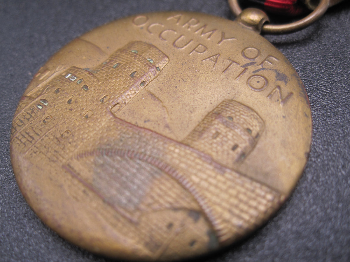 H.W.  - -   Army of Occupation Medal JAPAN 1945   2.Weltkrieg