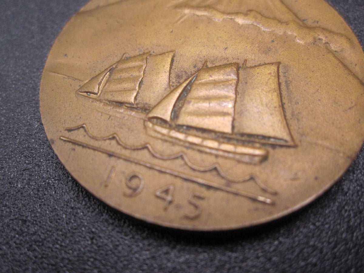 H.W.  - -   Army of Occupation Medal JAPAN 1945   2.Weltkrieg