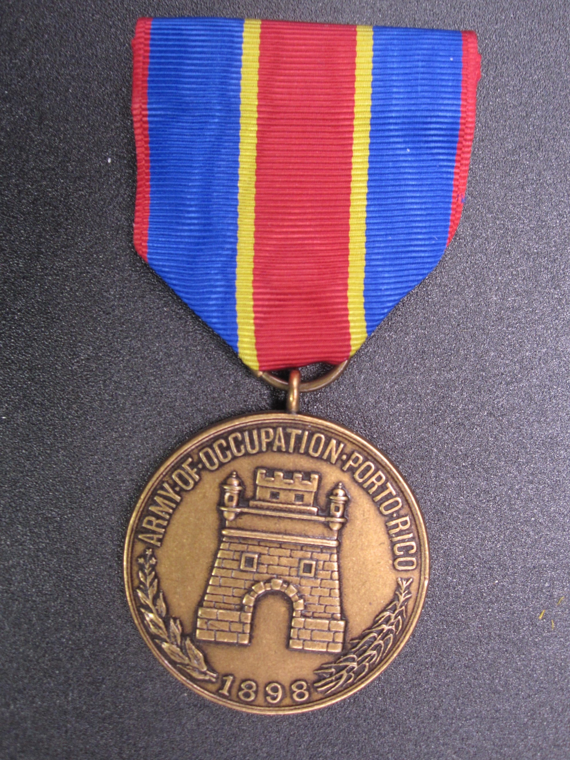 H.W.  - -    Puerto Rico Occupation Medal 1898 -ARMY-