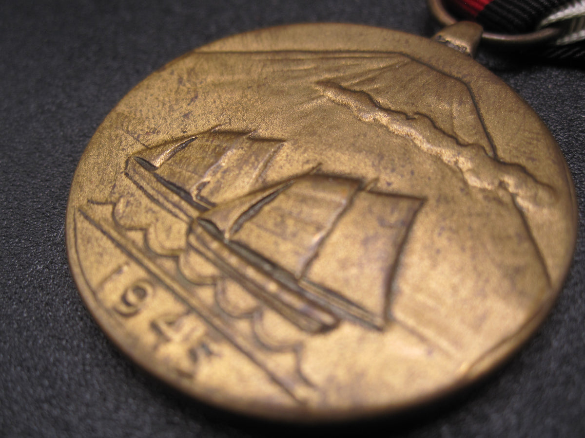 H.W.  - -   Army of Occupation Medal Germany 1945   2.Weltkrieg