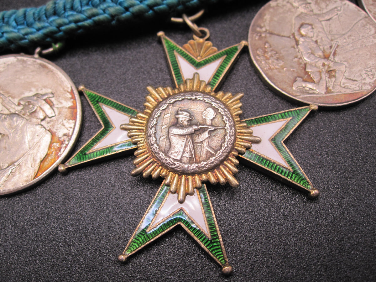 6 Alte Jagdabzeichen jagdliche Schützenorden Schützenmedaille 1927 &amp; 1928 echtes SILBER