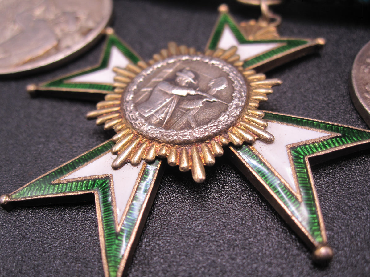 6 Alte Jagdabzeichen jagdliche Schützenorden Schützenmedaille 1927 &amp; 1928 echtes SILBER