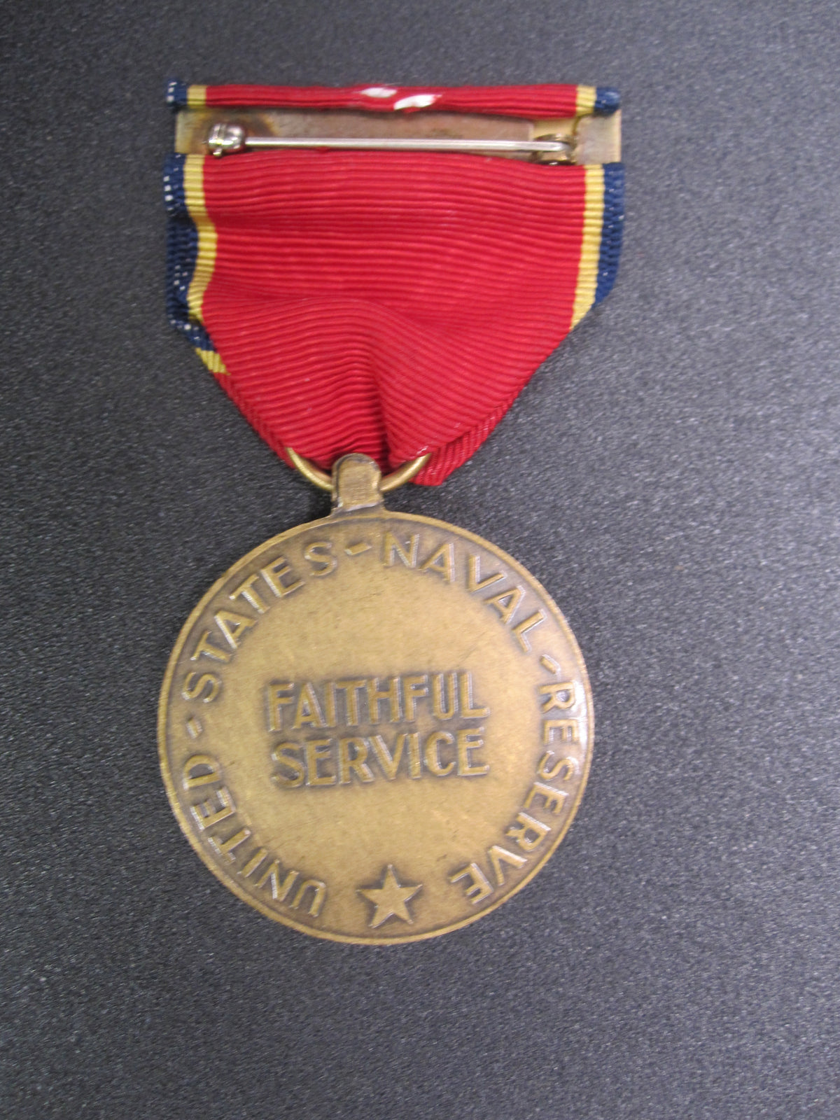 H.W.  - -     Naval  Reserve Medal 1941 - 1945 World War 2
