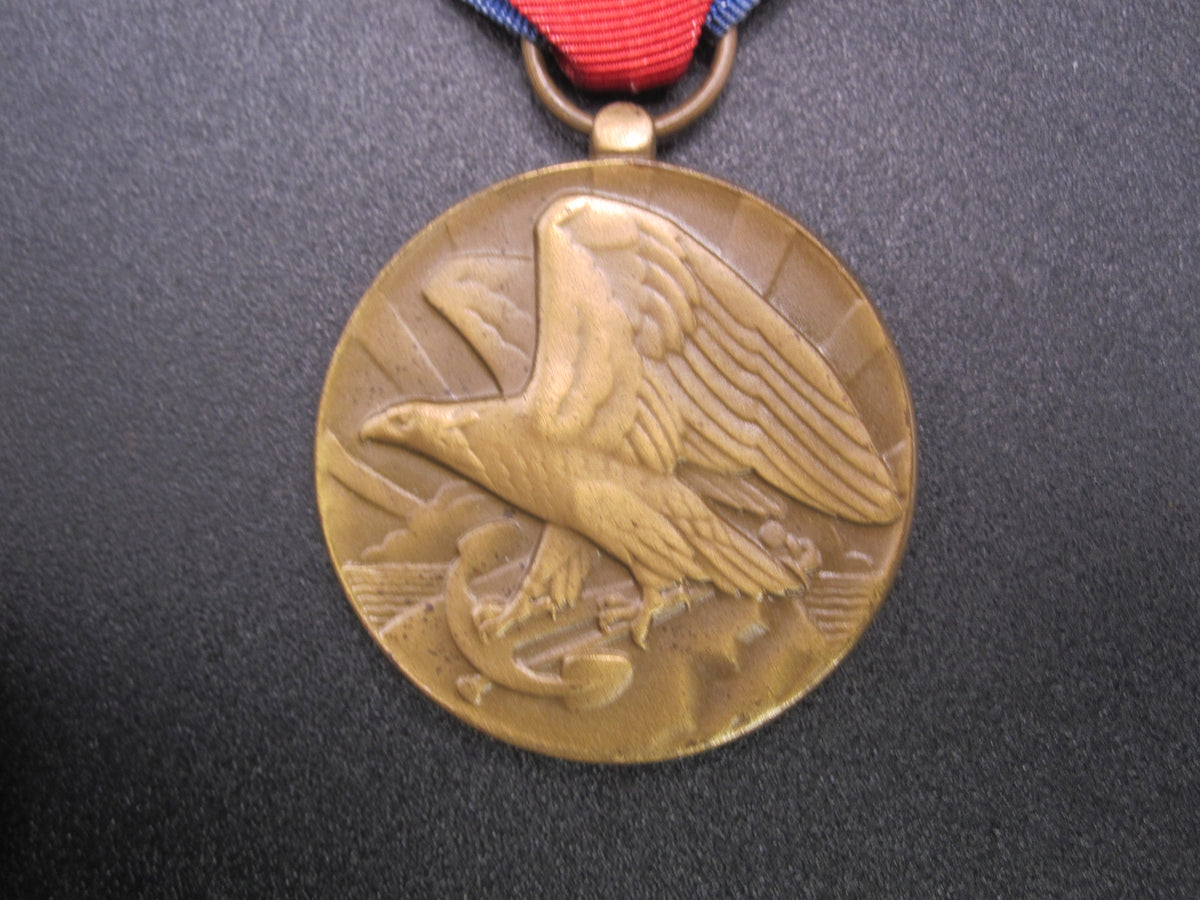 H.W.  - -     Naval  Reserve Medal 1941 - 1945 World War 2