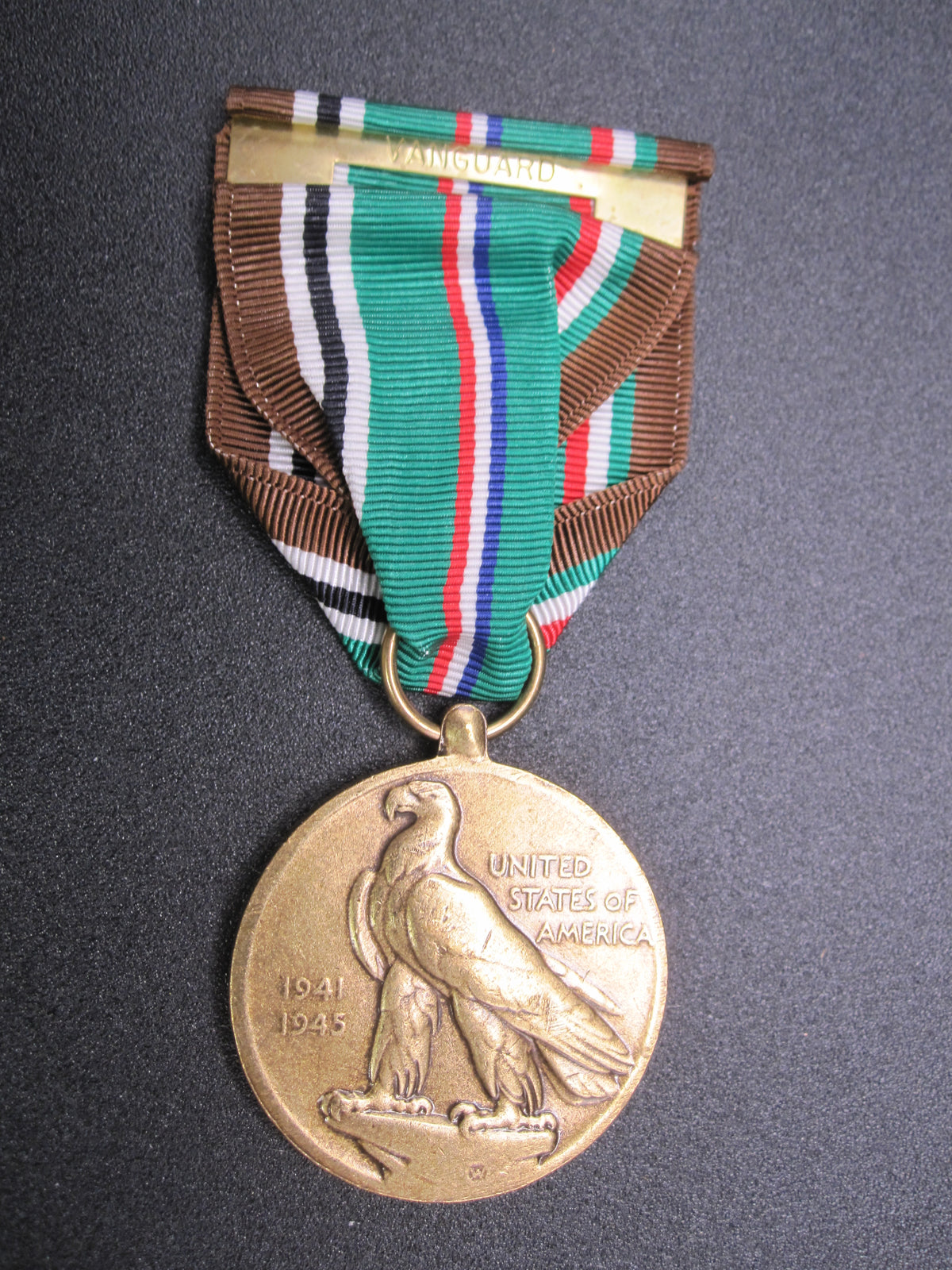 H.W.  - -    European African Middle Eastern Campaign Medal 2.Weltkrieg 1941 - 1945
