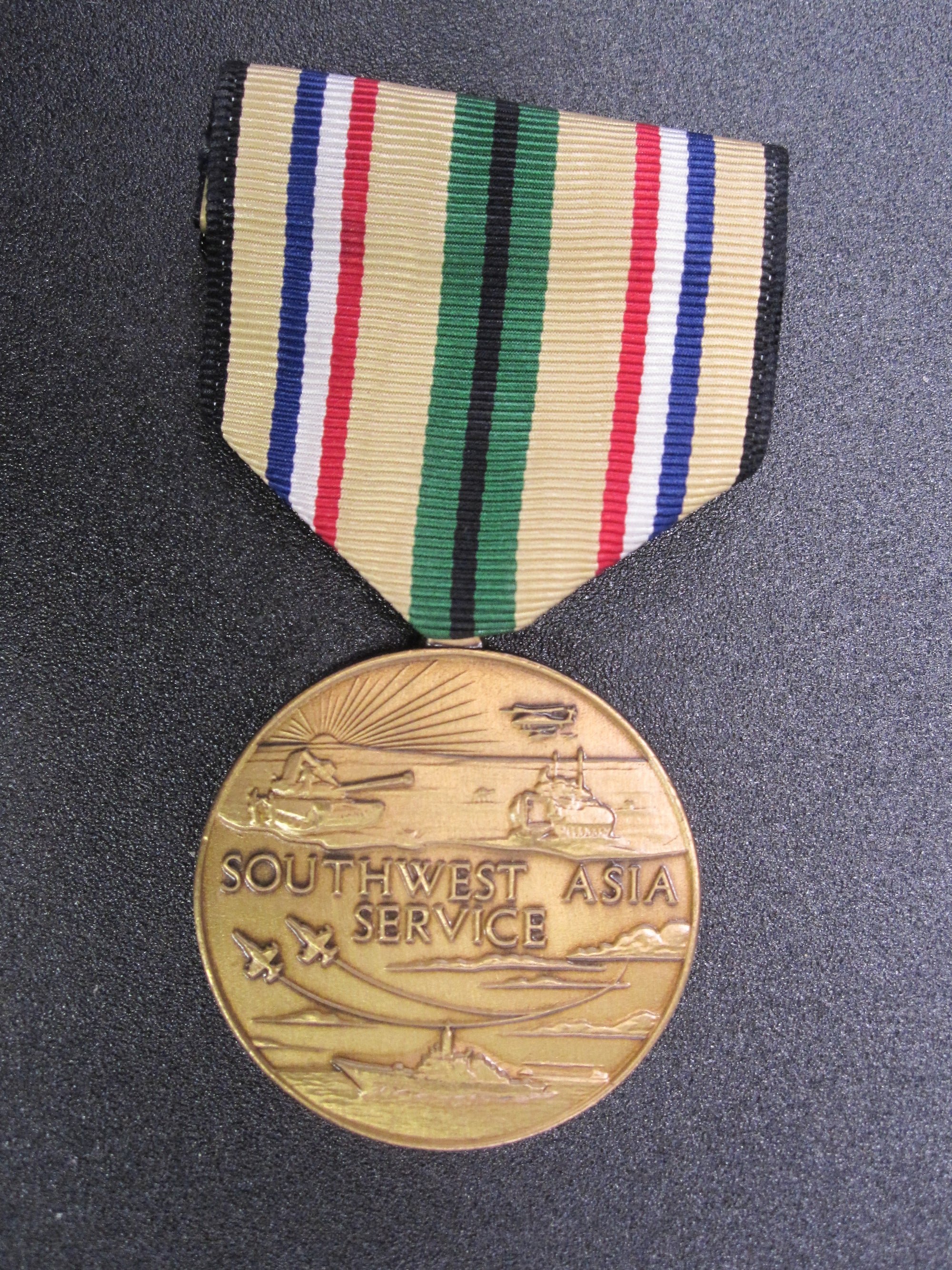 H.W.  - -    Southwest Asia Service Medal 2.Weltkrieg 1941 - 1945