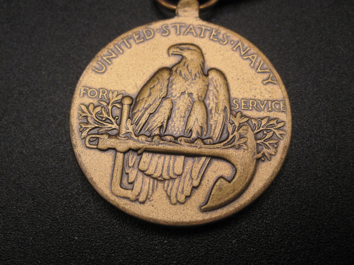 H.W.  - -  Occupation Service Medal 1941-1945  -Navy- 2.Weltkrieg