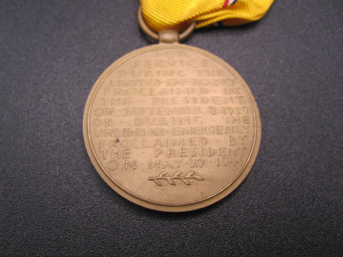 H.W.  - -  American Defense Medal 1941-1945  2.Weltkrieg