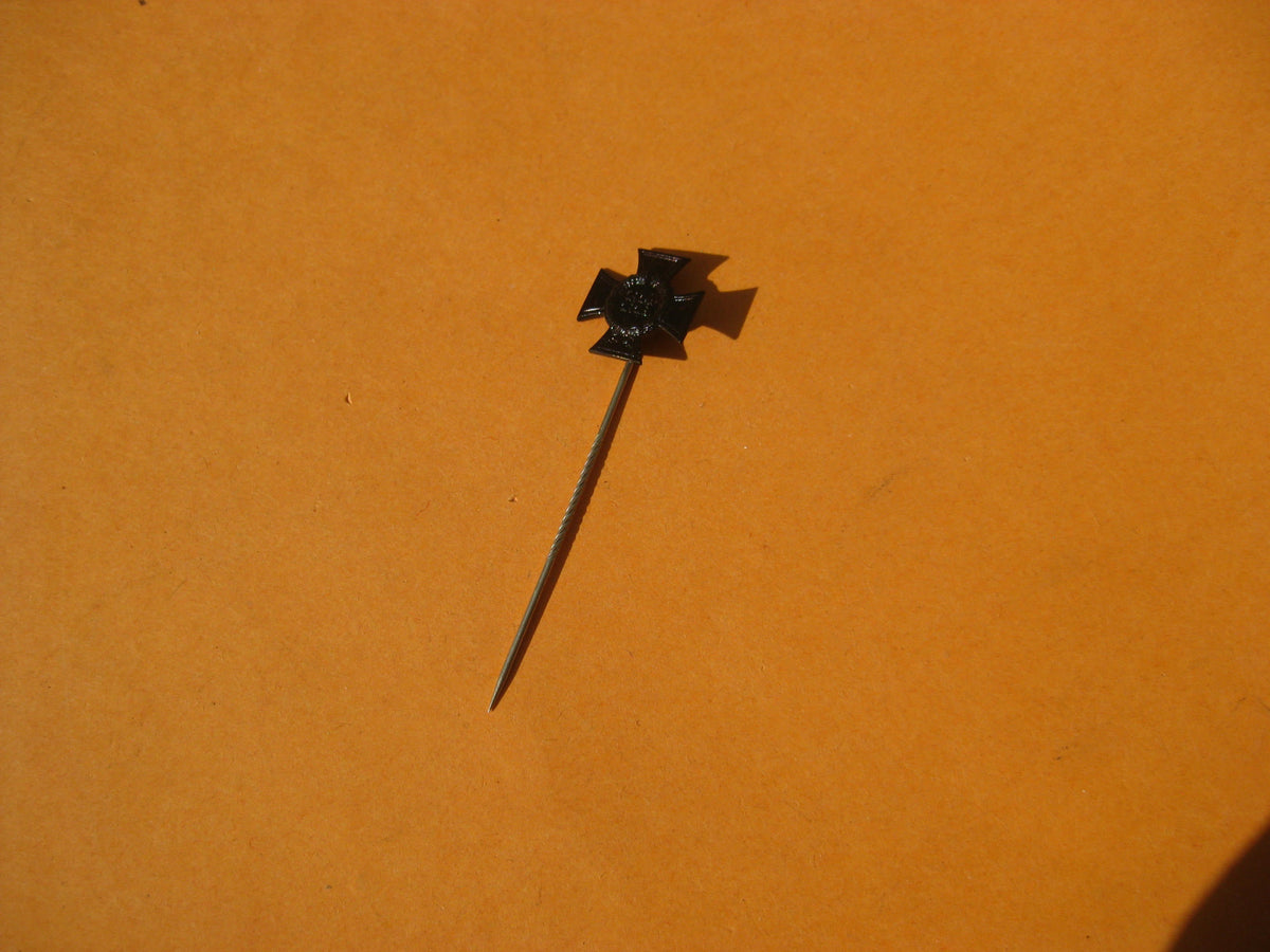 Miniatur Ehrenkreuz für Witwen und Waisen gefallener Kriegsteilnehmer Preußen 1914 / 1918 Mint Condition