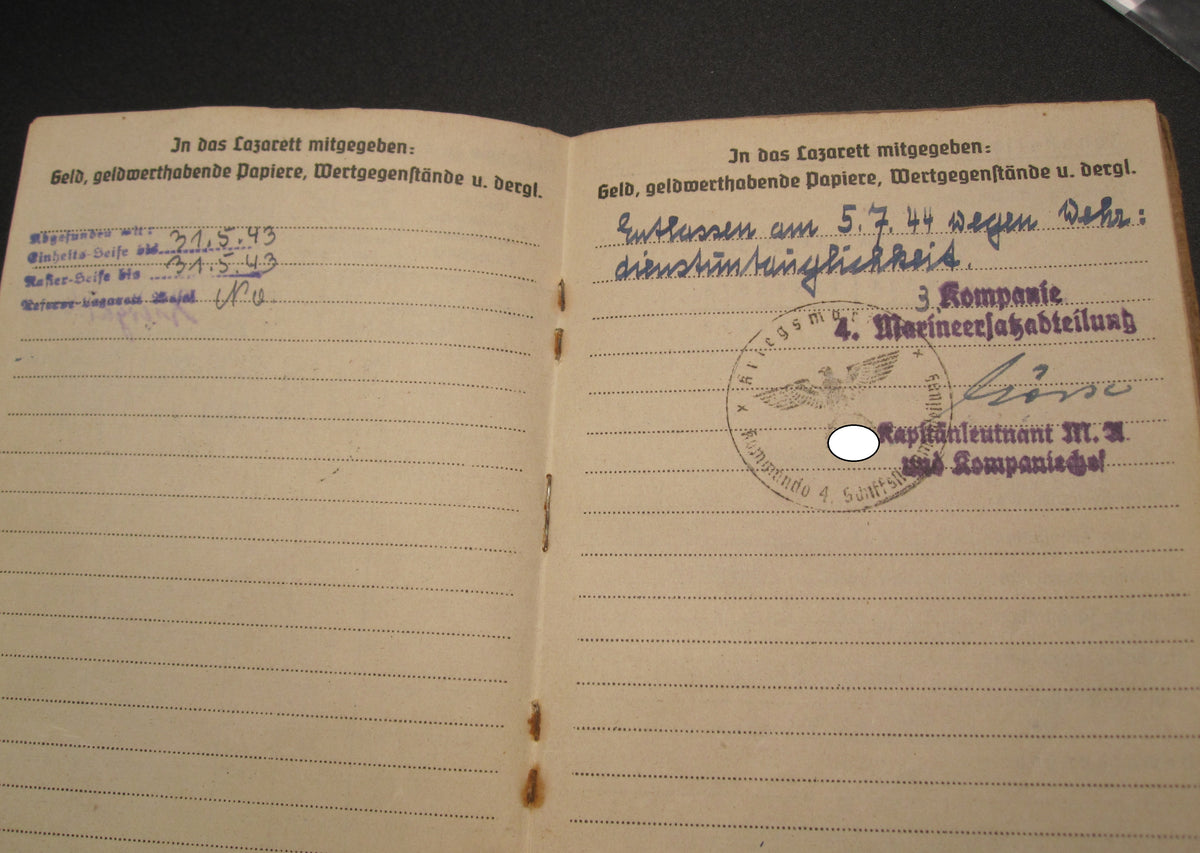 H.W.   -  -   Soldbuch Kriegsmarine Atlantikküste Zerstörer Kriegsabzeichen