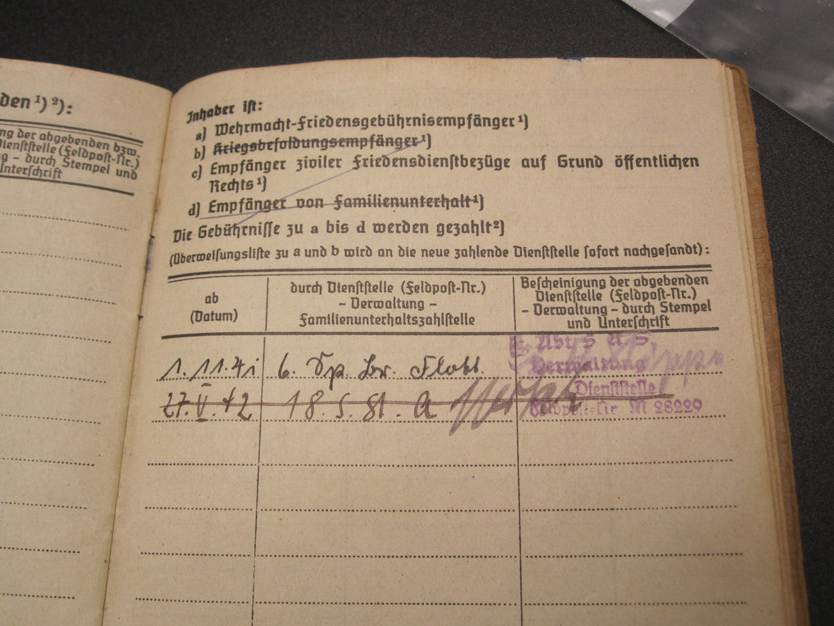 H.W.   -  -   Soldbuch Kriegsmarine Atlantikküste Zerstörer Kriegsabzeichen