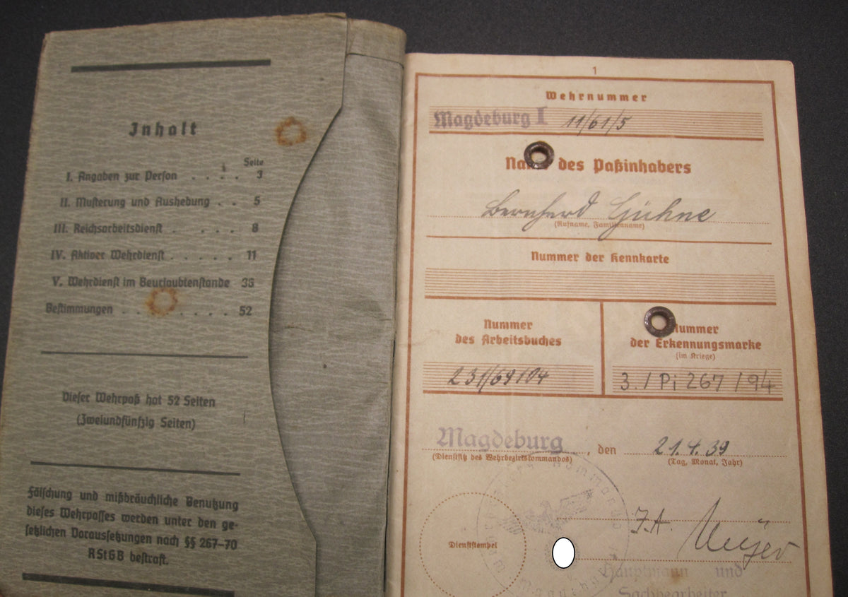 H.W.  -  -  Wehrpaß Division Feldherrnhalle