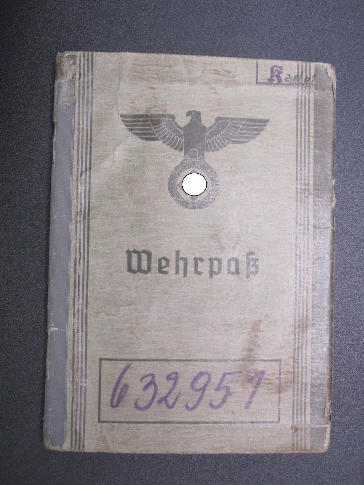 H.W.  --  - Wehrpaß Gebirgsjäger Finnland Lapplandschild