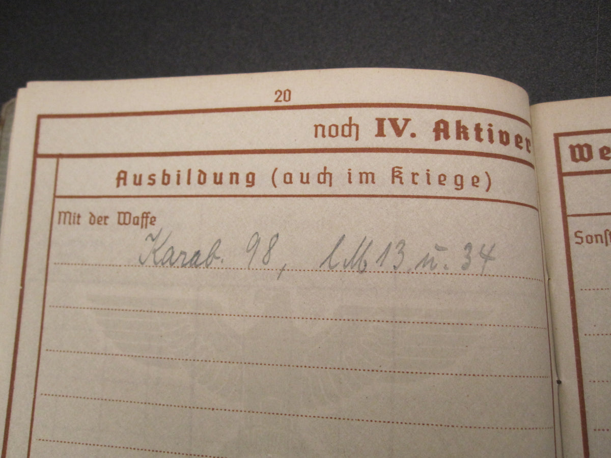 H.W.  --  - Wehrpaß Gebirgsjäger Finnland Lapplandschild