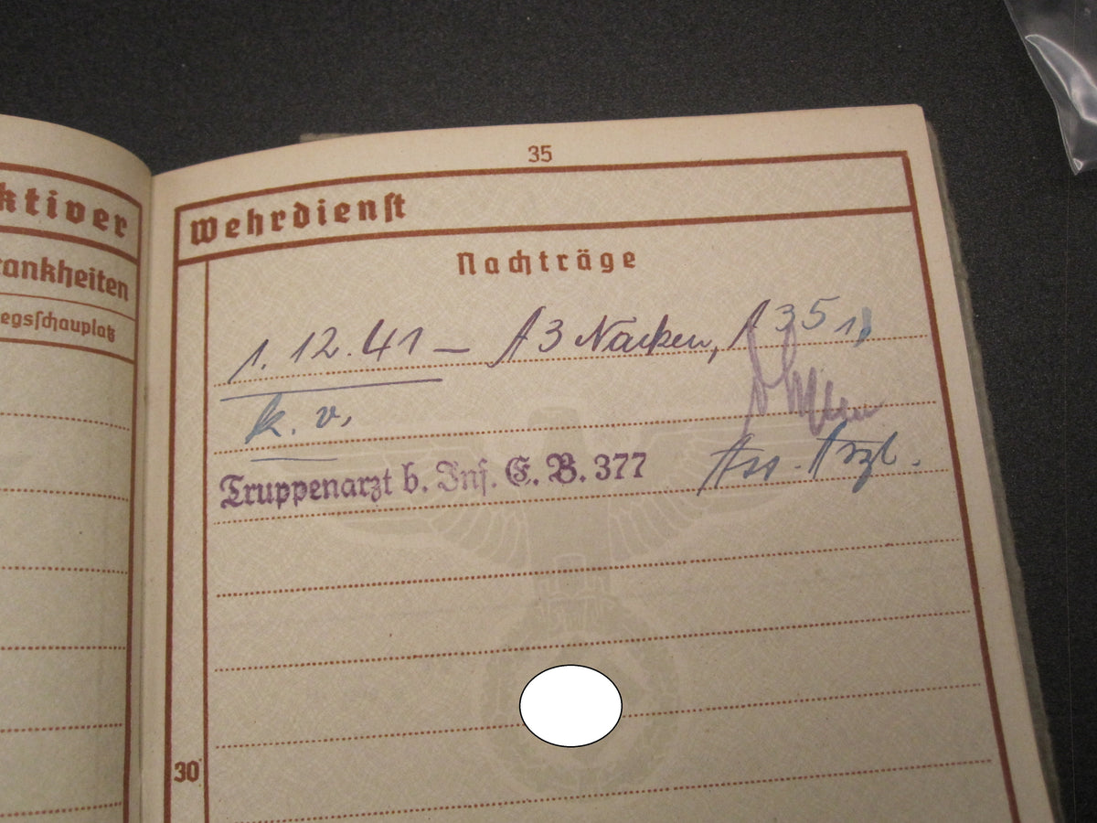 H.W.  --  - Wehrpaß Gebirgsjäger Finnland Lapplandschild