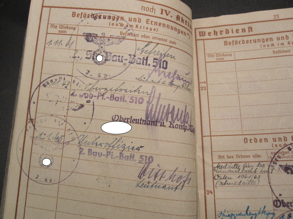 H.W.  -  -   Wehrpaß &amp; Soldbuch  KURLANDBAND