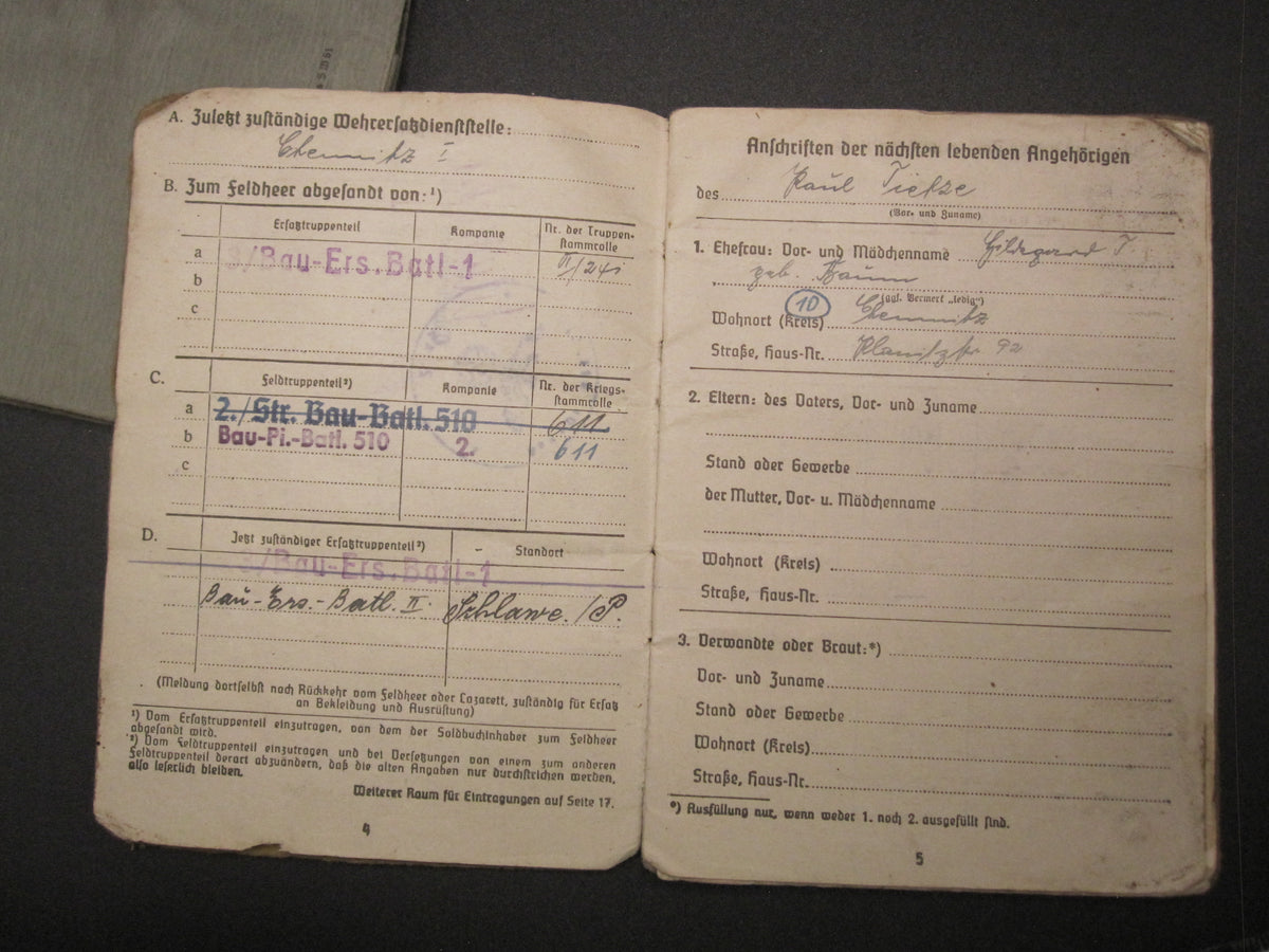 H.W.  -  -   Wehrpaß &amp; Soldbuch  KURLANDBAND