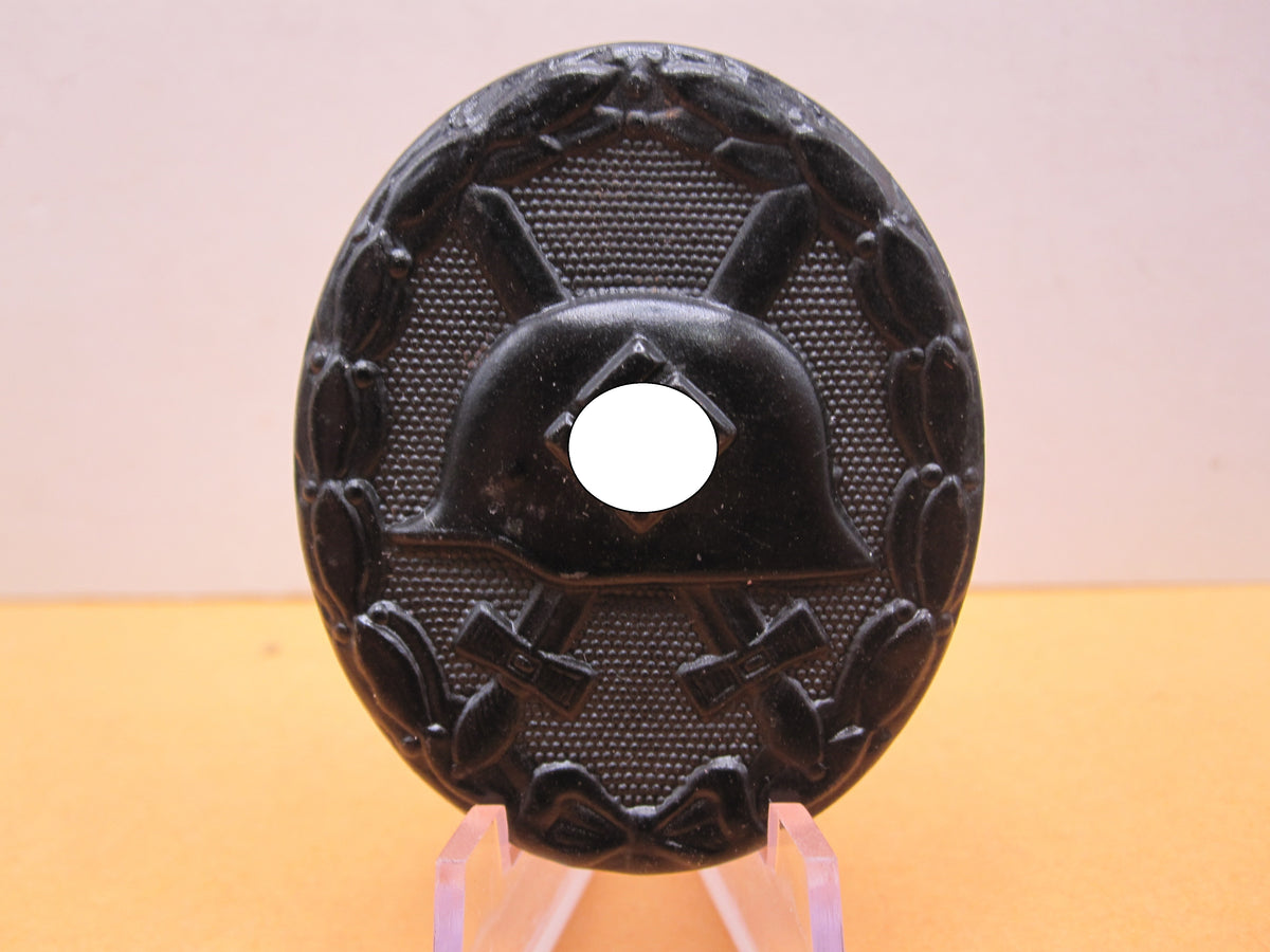 Verwundetenabzeichen 1939 in Schwarz Hersteller: L/16