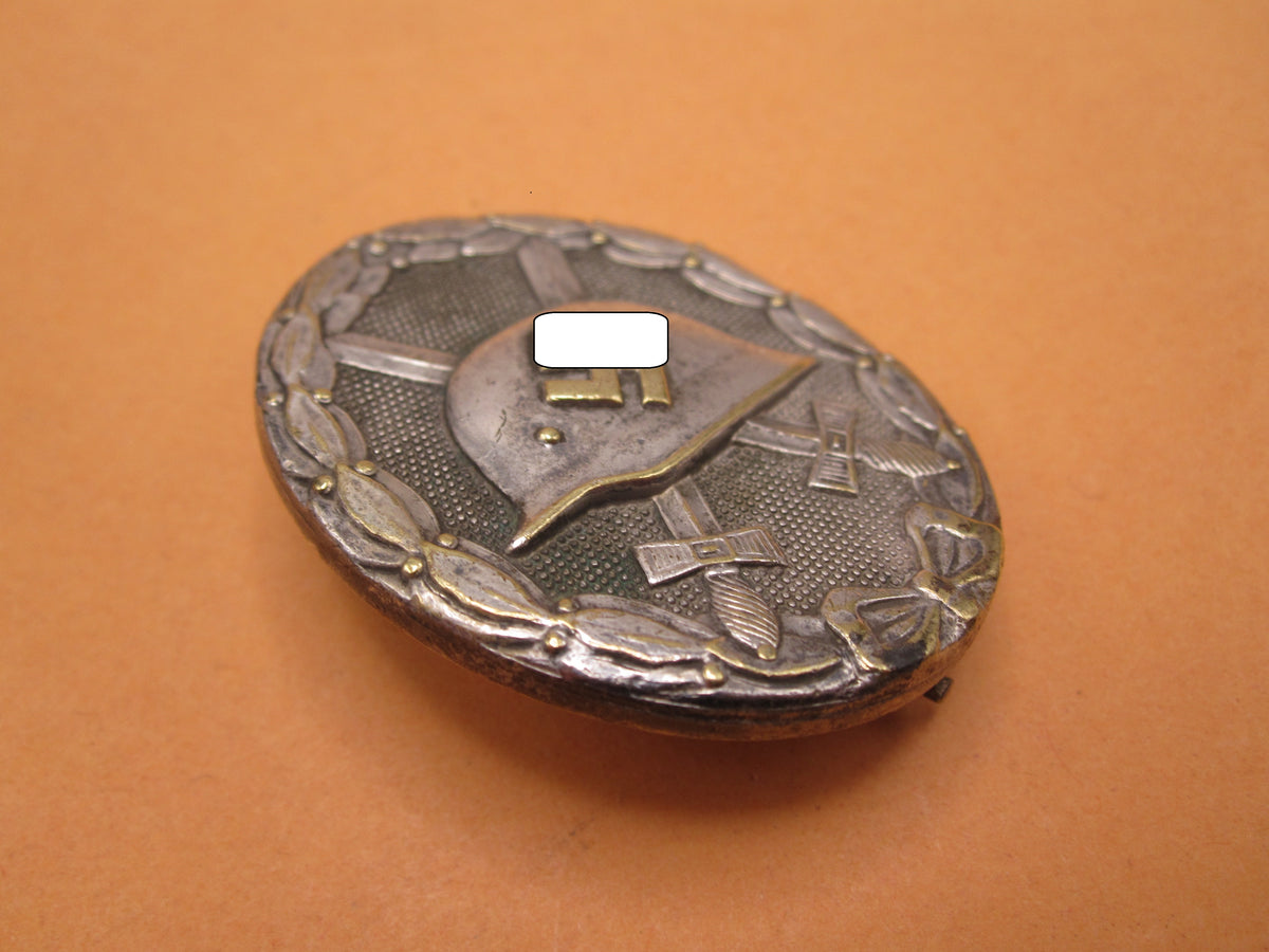 Verwundetenabzeichen in Silber Hersteller: &quot;30&quot;