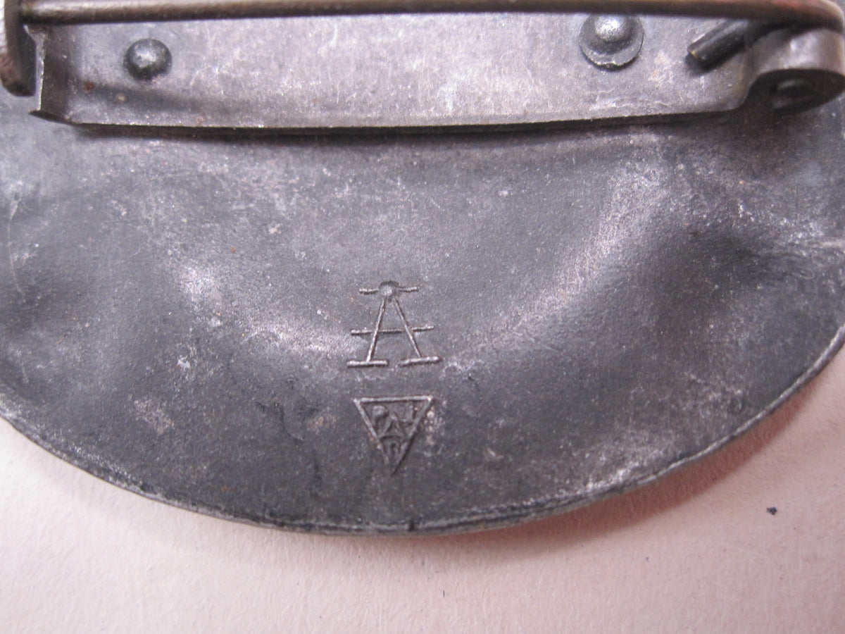 Brosche RAD weibliche Jugend Reichsarbeitsdienst (RAD/wJ) Hersteller: Assmann