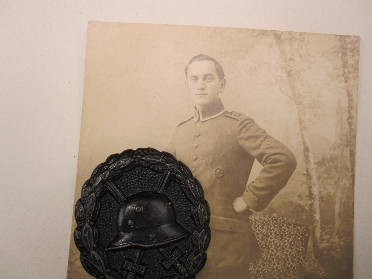 Verwundetenabzeichen in Schwarz 1918 aus Eisen (VAZ)