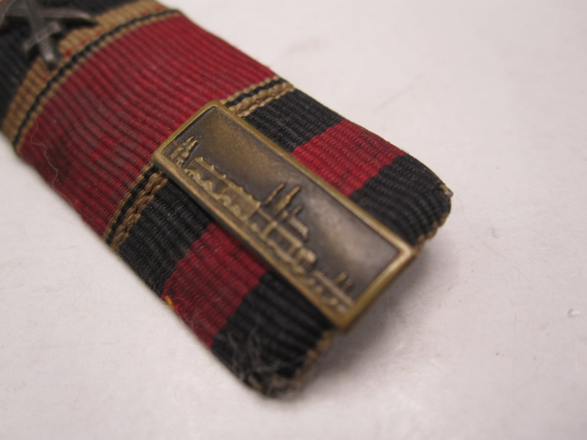 3er Feldspange Kriegsverdienstkreuz 2.Klasse mit Schwertern, Spange Prager Burg , Medaille 1.Oktober &amp; 13. März 1938