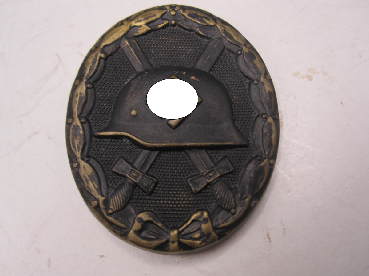 Verwundetenabzeichen 1939 in Schwarz Hersteller: &quot;L/11&quot;