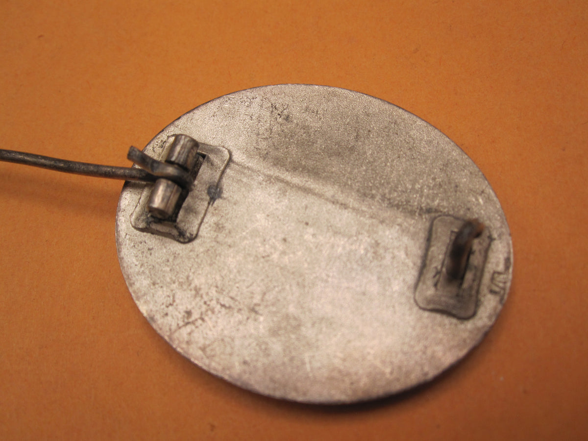 Verwundetenabzeichen in Silber Hersteller: L/18  sehr seltene Variante