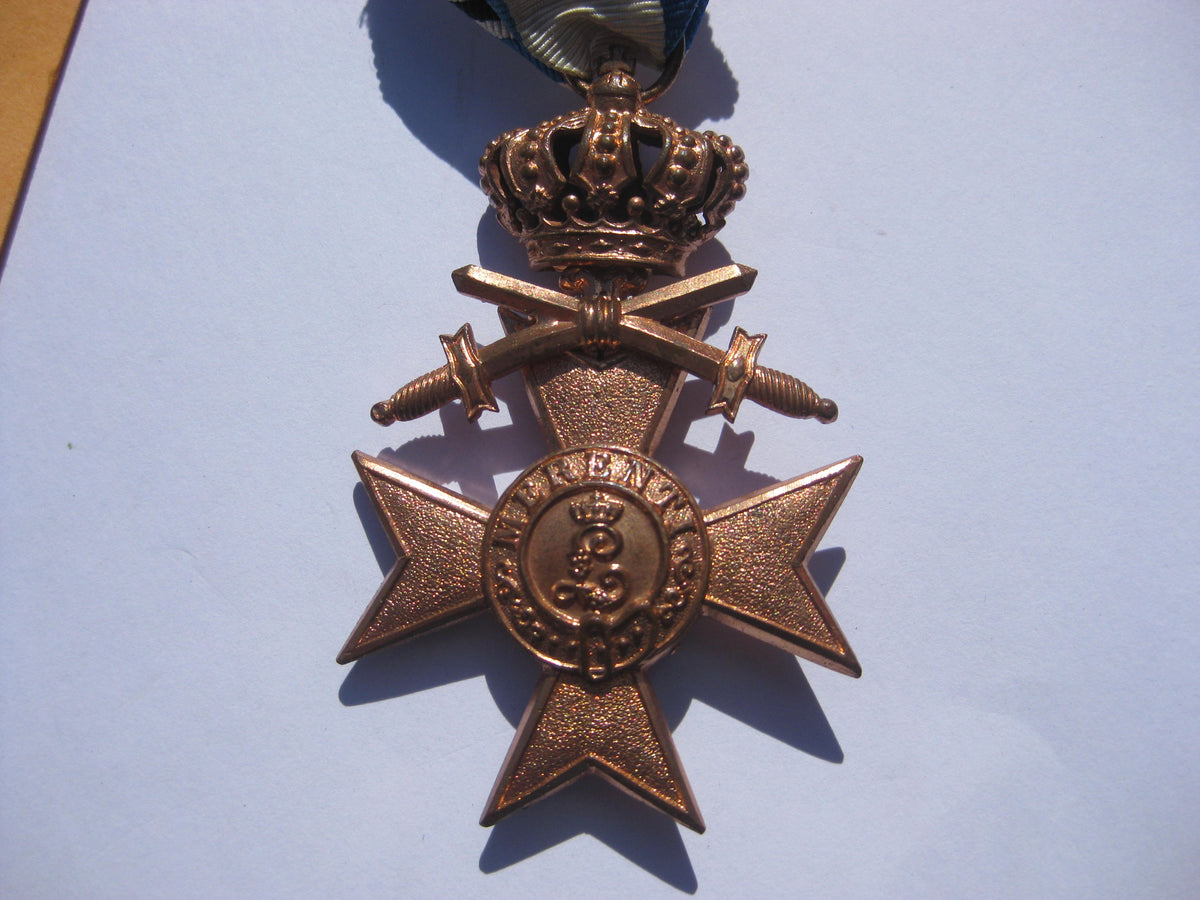 bayrisches Militärverdienstkreuz 3.Klasse mit Krone und Schwertern (MVK) 1866-1918 Mint Condition