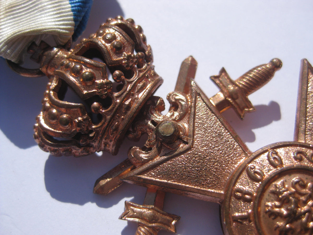 bayrisches Militärverdienstkreuz 3.Klasse mit Krone und Schwertern (MVK) 1866-1918 Mint Condition