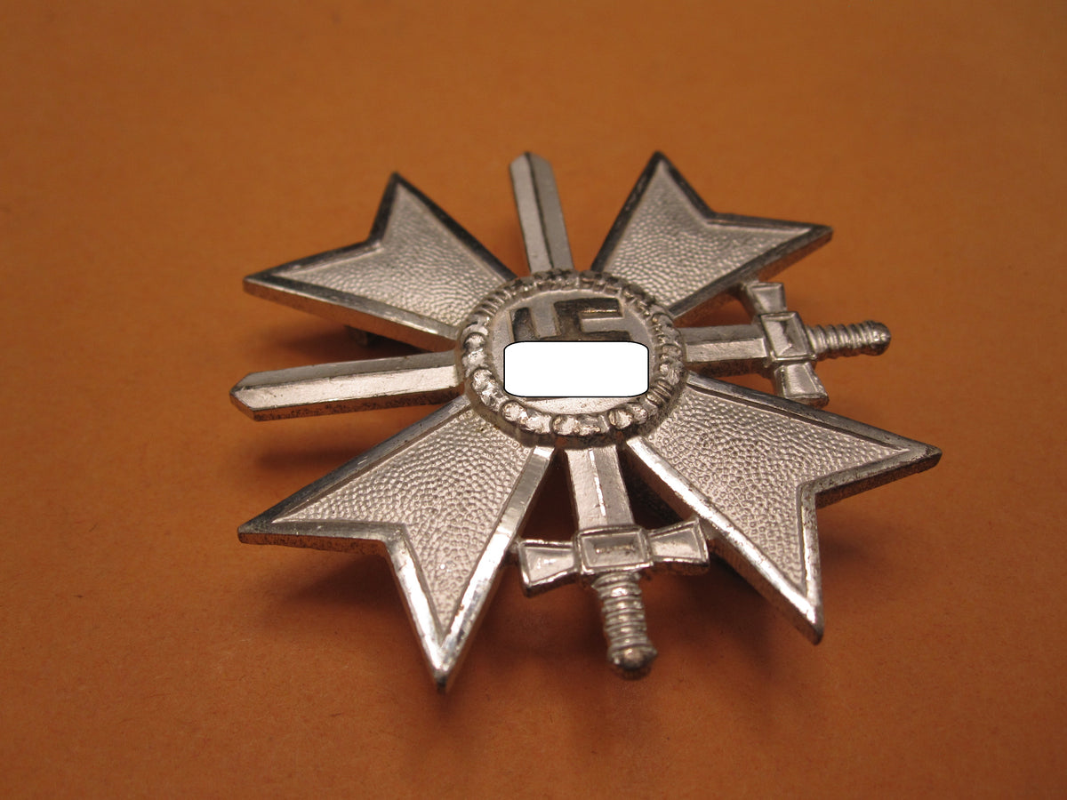 Kriegsverdienstkreuz 1.Klasse mit Schwertern (KVK1/39)