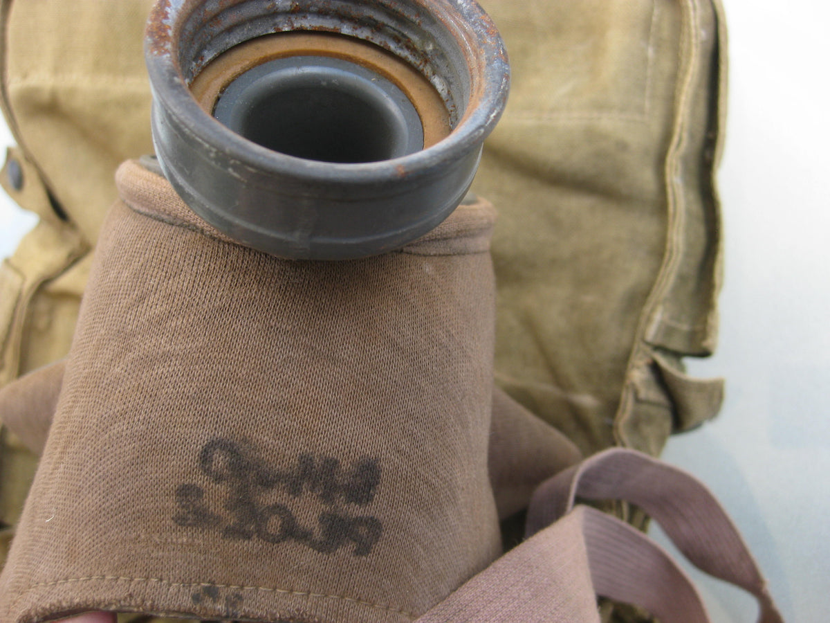 Extrem seltene Gasmaske DM.1 von der Wehrmacht 2.Weltkrieg mit Zubehör